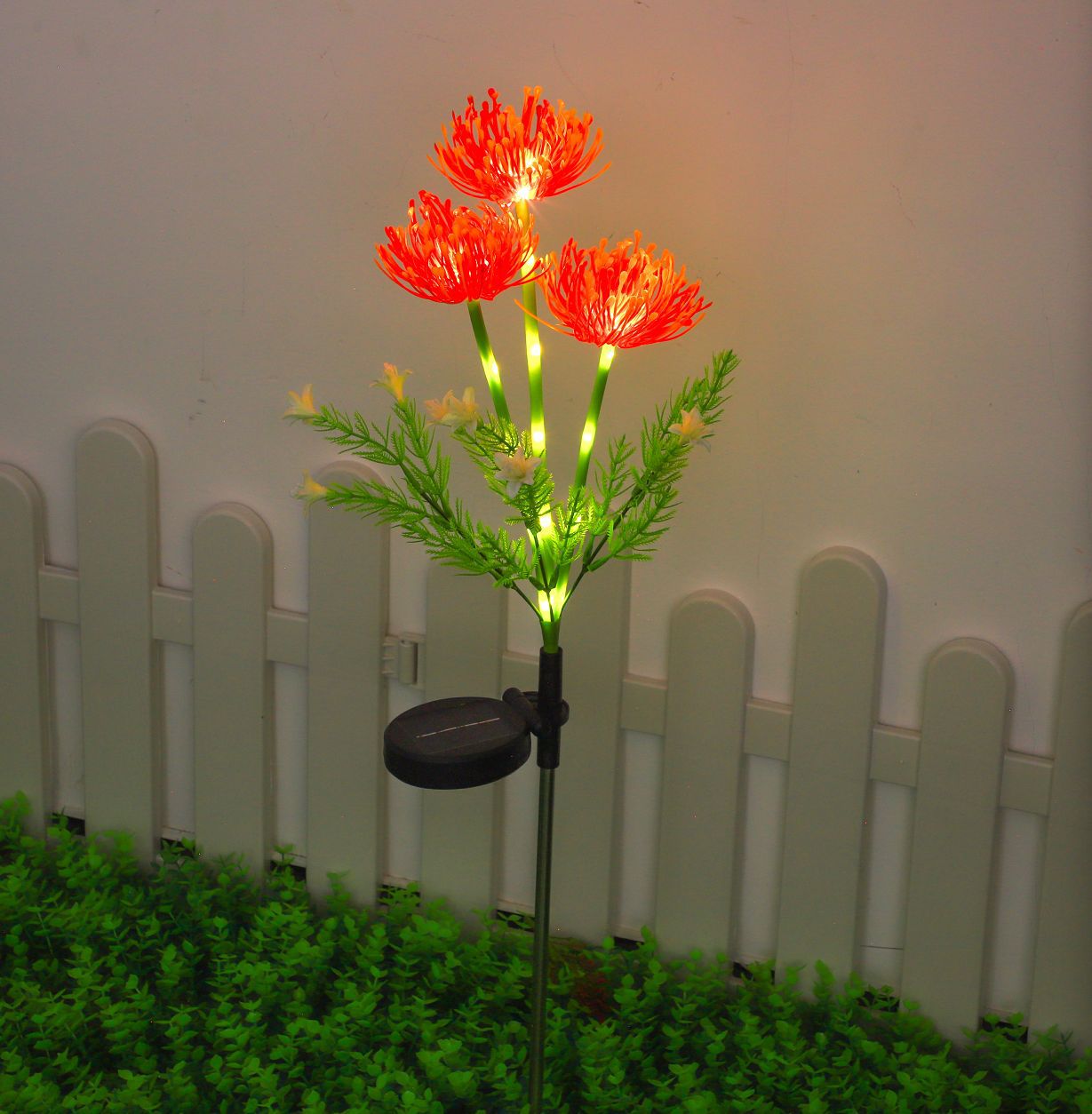 Solar Sunflower Garden Light